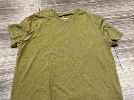 Top Short Sleeve By Clothes Mentor In Green, Size: L on Sale