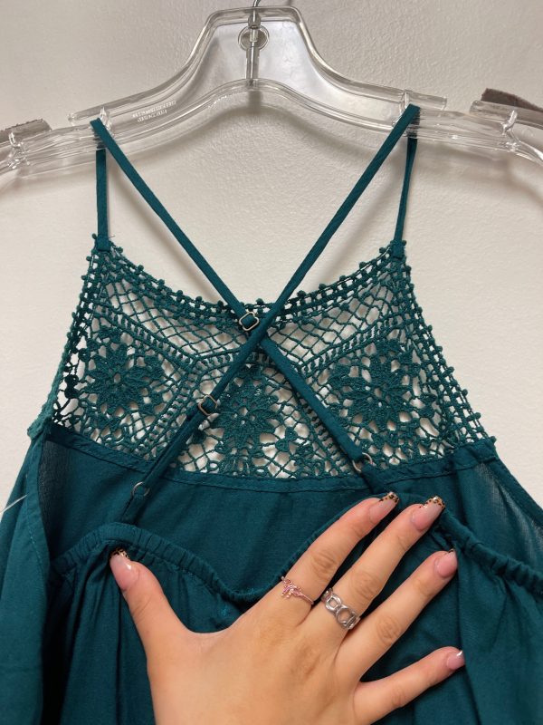 Top Sleeveless By Maurices In Green, Size: Xs Hot on Sale