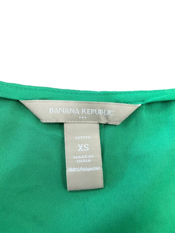 Top Sleeveless By Banana Republic In Green, Size: Xs Online now