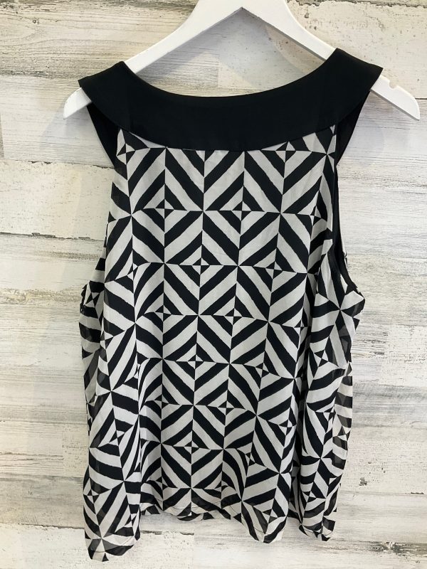 Top Sleeveless By Signature Collection In Black, Size: Xl Discount