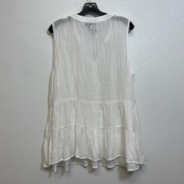 Top Sleeveless By Agb In White, Size: 2x For Discount