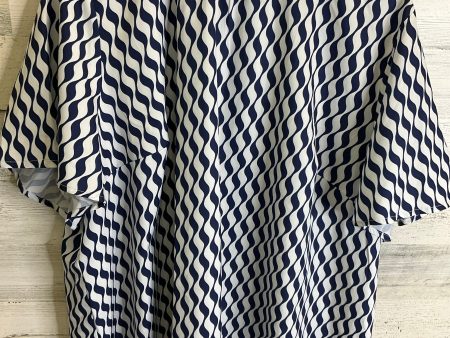 Top Short Sleeve By Cmf In Blue & White, Size: 4x Fashion