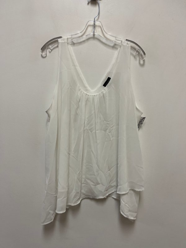 Top Sleeveless By Clothes Mentor In White, Size: 3x Online now