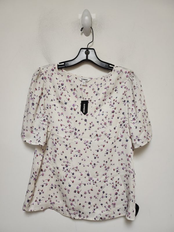 Top Short Sleeve By Express In Floral Print, Size: S Fashion