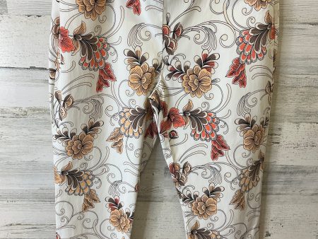 Pants Cropped By Chicos In White, Size: 6 Online Sale