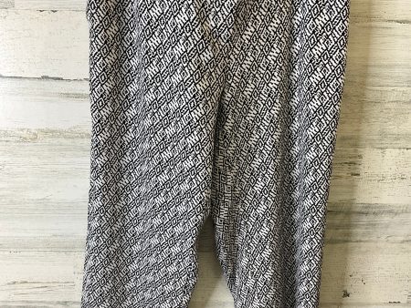 Pants Cropped By Chicos In Black & White, Size: 4 Online