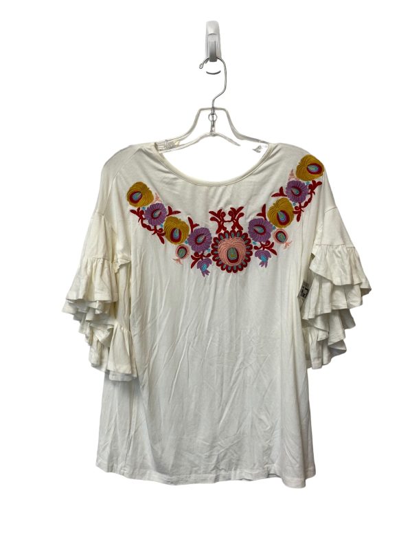 Cream Top Short Sleeve Entro, Size S Sale