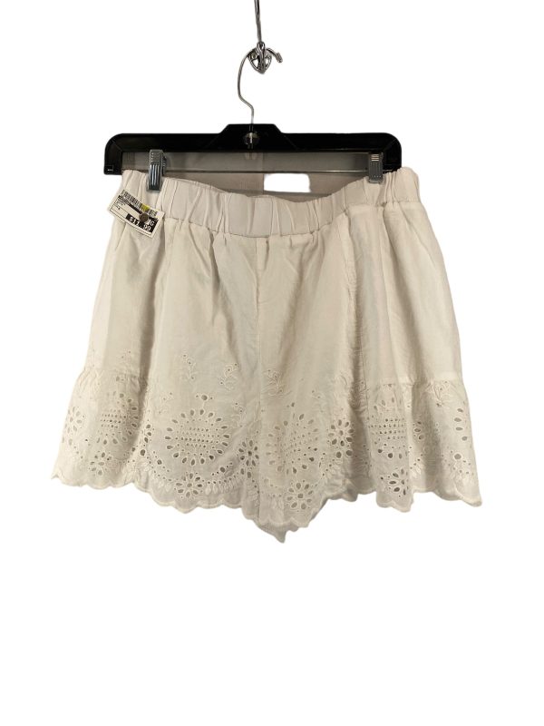 White Shorts Versona, Size M For Discount