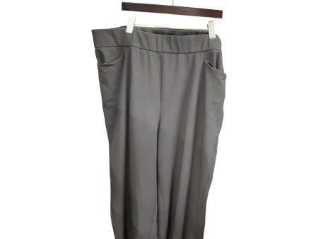 Pants Cropped By Torrid In Grey, Size: 22 For Cheap