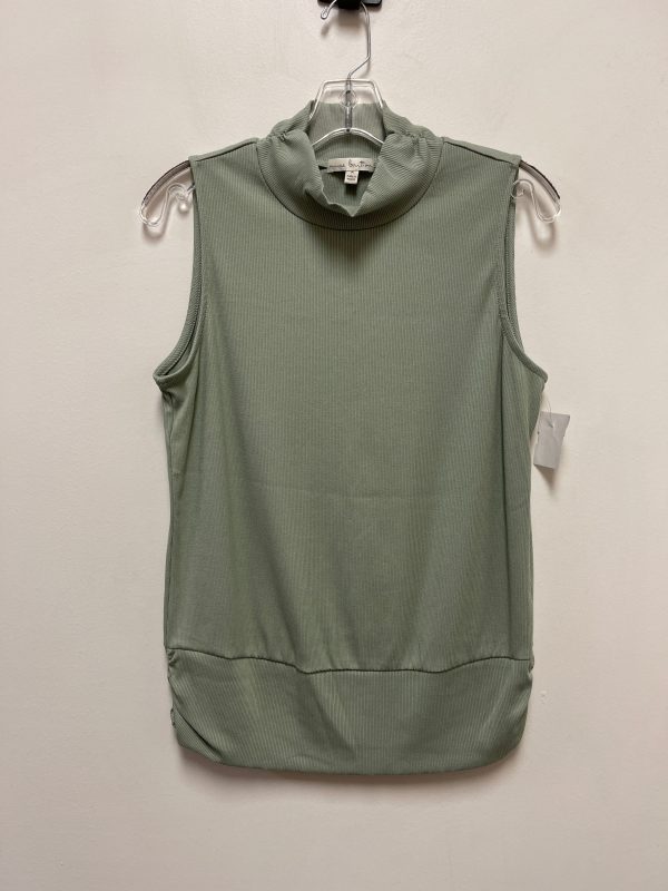 Top Sleeveless By Clothes Mentor In Green, Size: M Cheap