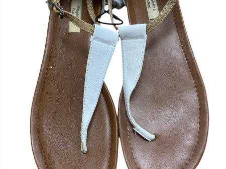 White Sandals Flats Simply Vera, Size 8.5 Cheap