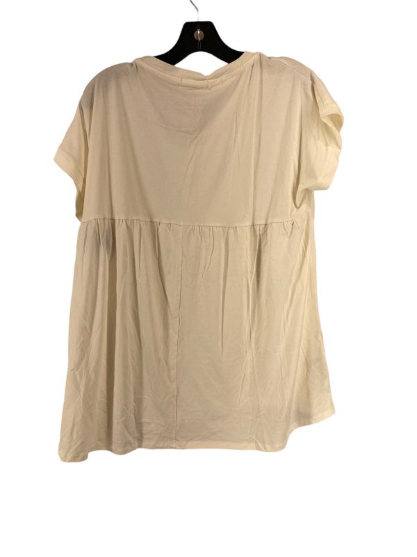 Top Short Sleeve By Clothes Mentor  Size: M Fashion